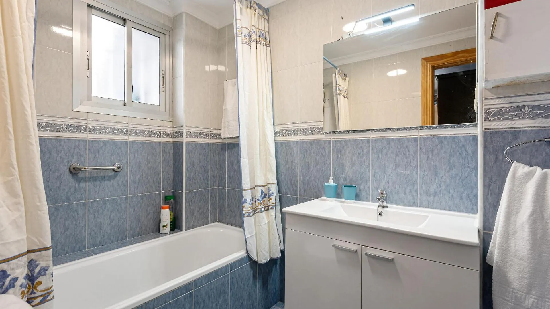 Casa Ana La Rosaleda Villa Malaga 0*,